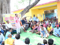 उप मुख्यमंत्री अरुण साव ने एटीआर क्षेत्र के गांवों में लगाई जनचौपाल, ग्रामीणों की सुनी समस्याएं, अधिकारियों को त्वरित निराकरण के दिए निर्देश…
