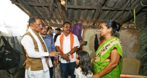 बाढ़ प्रभावित परिवारों के साथ पूरी संवेदनशीलता से खड़ी है सरकार : मुख्यमंत्री विष्णु देव साय….