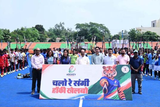 छत्तीसगढ़ हॉकी लीग : चयन ट्रायल के पहले दिन 223 खिलाड़ी उतरे मैदान पर, उप मुख्यमंत्री अरुण साव ने खिलाड़ियों से की मुलाकात…..