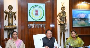 मुख्यमंत्री विष्णु देव साय ने पूर्व केंद्रीय मंत्री स्वर्गीय लरंग साय जी की प्रतिमा का किया वर्चुअल अनावरण…